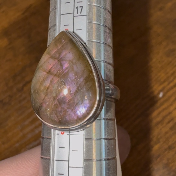 Labradorite ring - Picture 3 of 7